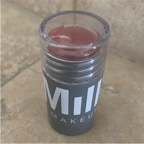 Milk Lip + Cheek Make Up & Primer - Picture 2 of 8